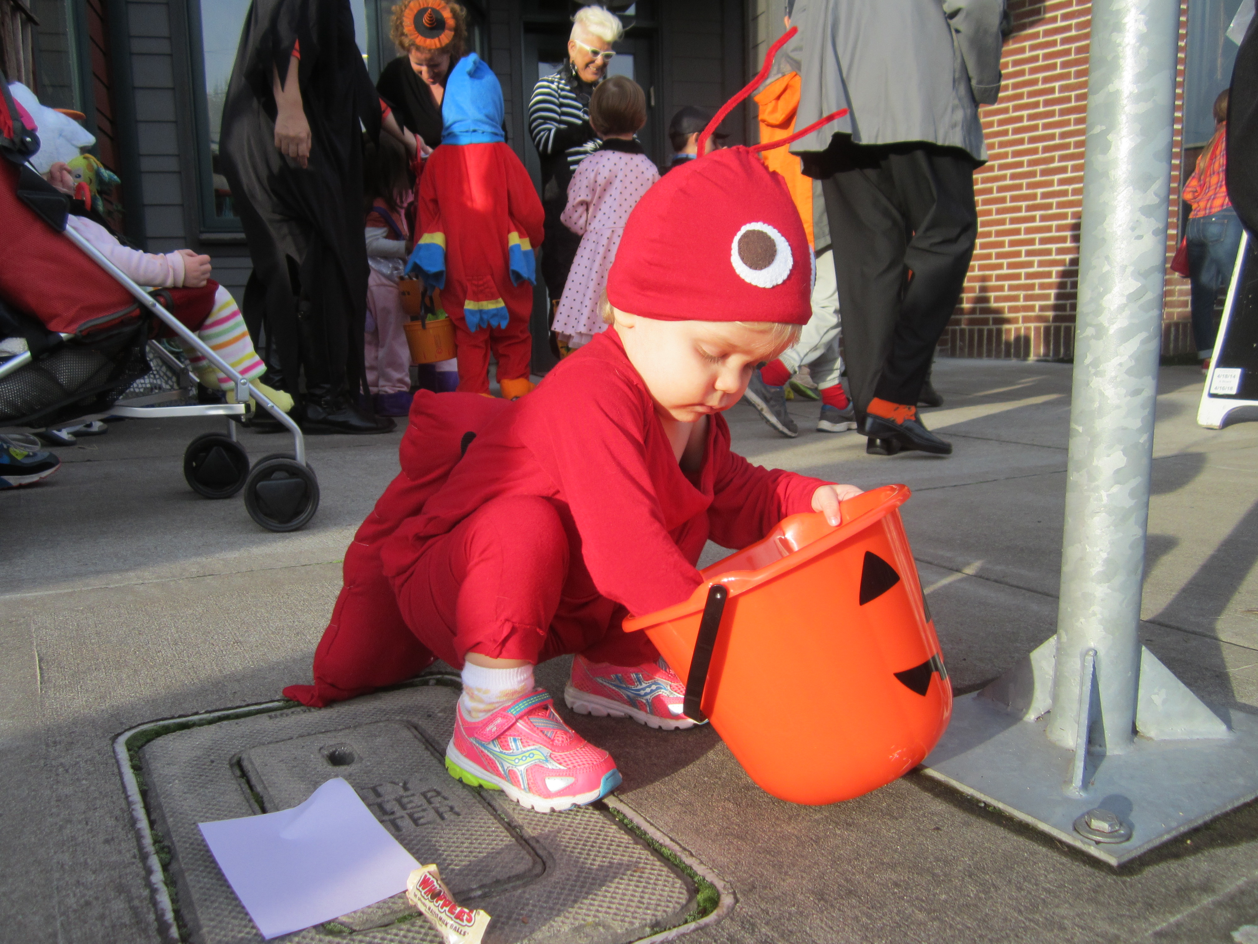 Lobster Halloween costume - Ten Thousand Hour Mama